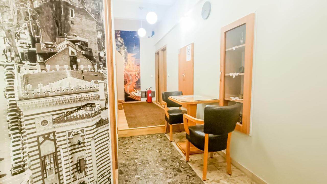 Bascarsija Guesthouse - Private Bath, Tv & Aircon سراييفو المظهر الخارجي الصورة